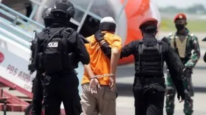 Densus 88 Tangkap 12 Teroris Daulah Islamiyah di 6 Provinsi